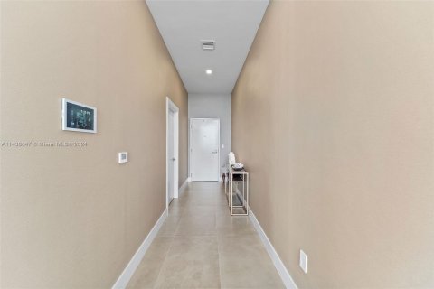 Condominio en venta en Miami Beach, Florida, 3 dormitorios, 194.17 m2 № 1239175 - foto 27