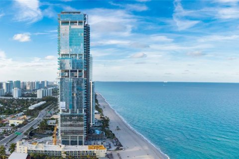 Condo in Sunny Isles Beach, Florida, 2 bedrooms  № 1402626 - photo 5