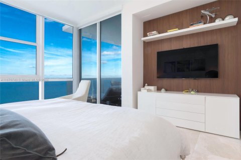 Condo in Sunny Isles Beach, Florida, 2 bedrooms  № 1402626 - photo 20