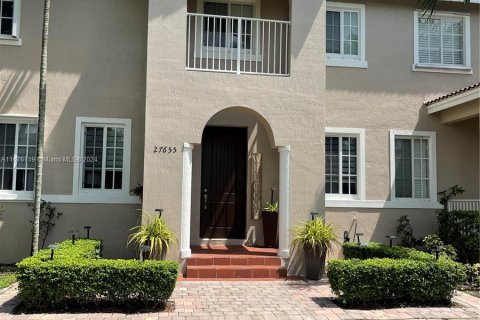 Townhouse in Homestead, Florida 3 bedrooms, 146.79 sq.m. № 1402625 - photo 1