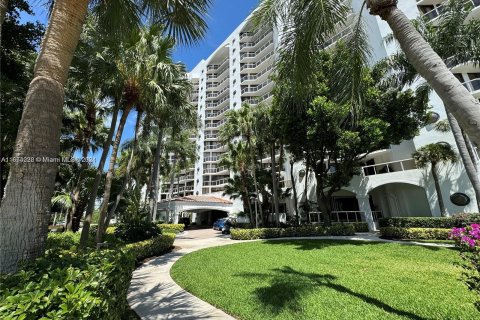 Condominio en venta en Aventura, Florida, 2 dormitorios № 1397700 - foto 2