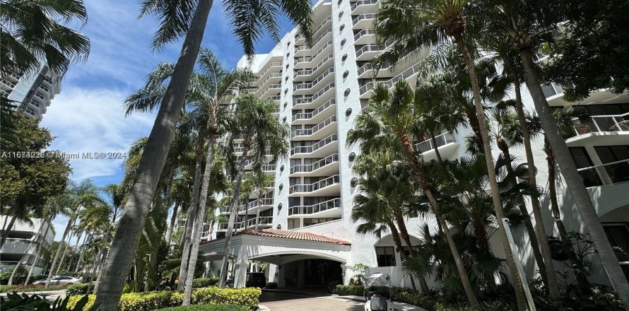 Condominio en Aventura, Florida, 2 dormitorios  № 1397700