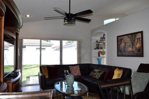 Casa en venta en Lake Worth, Florida, 3 dormitorios, 168.43 m2 № 1068177 - foto 19