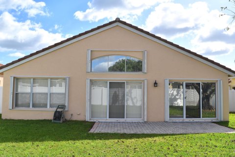 Casa en venta en Lake Worth, Florida, 3 dormitorios, 168.43 m2 № 1068177 - foto 3