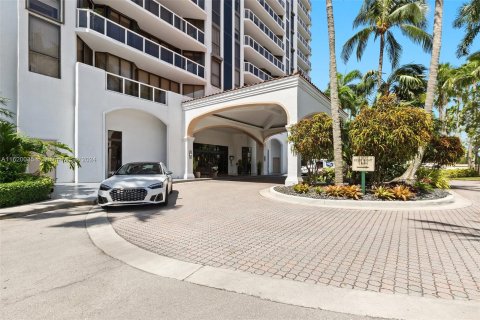 Condominio en venta en Aventura, Florida, 3 dormitorios, 169.08 m2 № 1240995 - foto 24