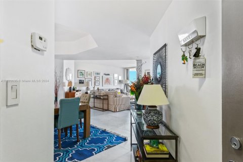 Condo in Aventura, Florida, 3 bedrooms  № 1240995 - photo 1