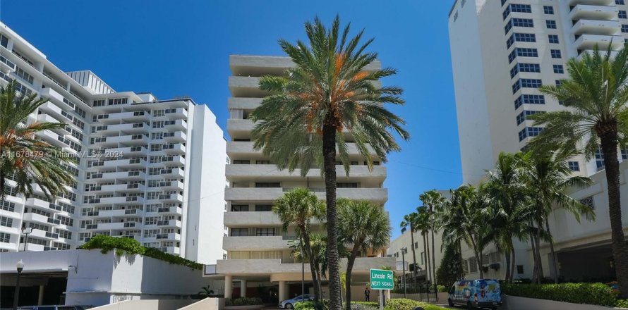 Condo in Miami Beach, Florida, 1 bedroom  № 1405852