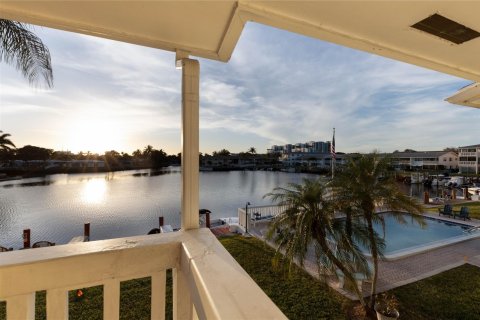 Condo in Pompano Beach, Florida, 2 bedrooms  № 1045315 - photo 22