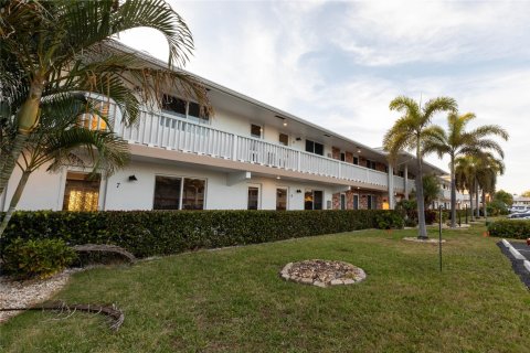 Copropriété à vendre à Pompano Beach, Floride: 2 chambres, 81.75 m2 № 1045315 - photo 1