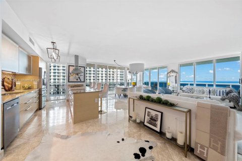 Condominio en venta en Hallandale Beach, Florida, 3 dormitorios, 193.05 m2 № 1209847 - foto 6
