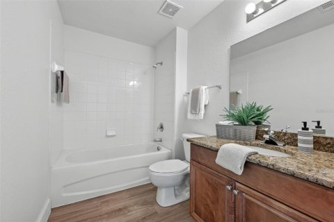 Condo in Tampa, Florida, 2 bedrooms  № 1440827 - photo 22