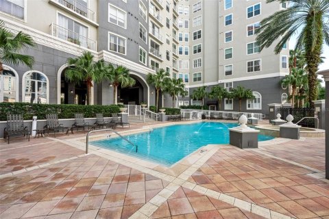 Condo in Tampa, Florida, 2 bedrooms  № 1440827 - photo 25