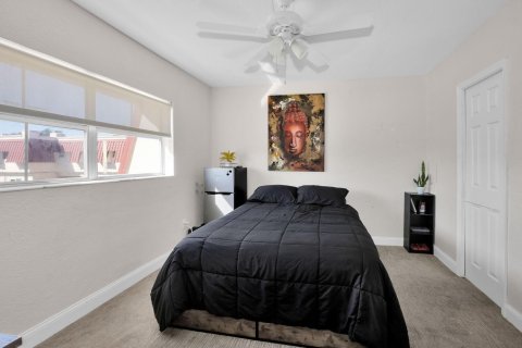 Condominio en venta en Pinecrest, Florida, 2 dormitorios, 89.19 m2 № 1024450 - foto 17