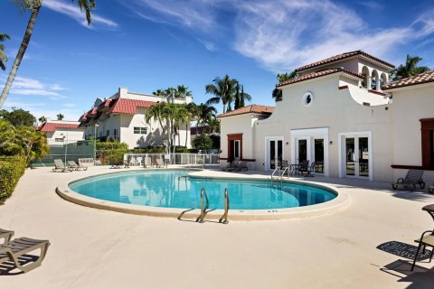 Condominio en venta en Pinecrest, Florida, 2 dormitorios, 89.19 m2 № 1024450 - foto 11