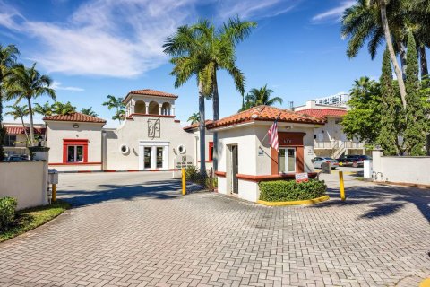 Condominio en venta en Pinecrest, Florida, 2 dormitorios, 89.19 m2 № 1024450 - foto 29