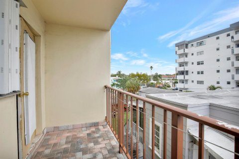 Condominio en venta en Hollywood, Florida, 2 dormitorios, 91.42 m2 № 1054816 - foto 15