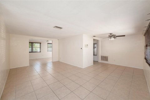 Villa ou maison à vendre à Port Richey, Floride: 2 chambres, 115.01 m2 № 1244999 - photo 3