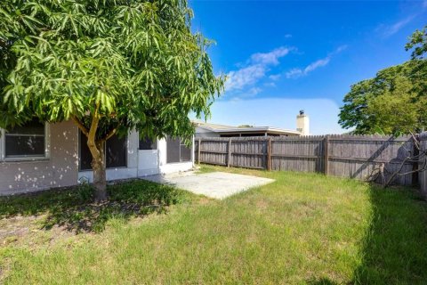 Villa ou maison à vendre à Port Richey, Floride: 2 chambres, 115.01 m2 № 1244999 - photo 27