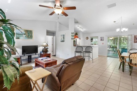 Casa en venta en De Leon Springs, Florida, 3 dormitorios, 105.63 m2 № 1342856 - foto 3