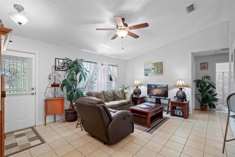 Casa en venta en De Leon Springs, Florida, 3 dormitorios, 105.63 m2 № 1342856 - foto 4