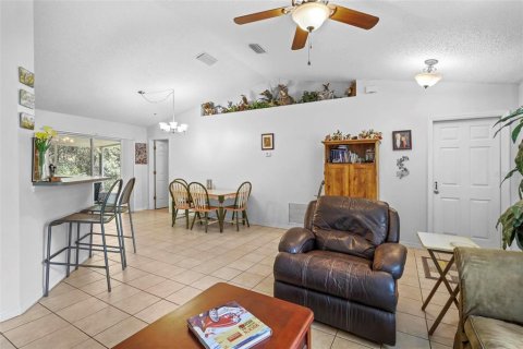 Casa en venta en De Leon Springs, Florida, 3 dormitorios, 105.63 m2 № 1342856 - foto 6