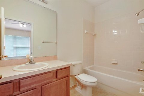 Townhouse in Wesley Chapel, Florida 2 bedrooms, 145.86 sq.m. № 1342895 - photo 20