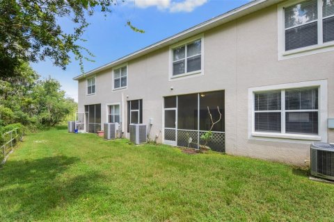 Townhouse in Wesley Chapel, Florida 2 bedrooms, 145.86 sq.m. № 1342895 - photo 24