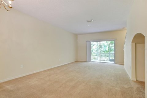 Townhouse in Wesley Chapel, Florida 2 bedrooms, 145.86 sq.m. № 1342895 - photo 11