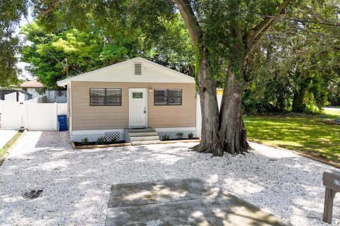 House in Palmetto, Florida 3 bedrooms, 107.02 sq.m. № 1342896 - photo 22