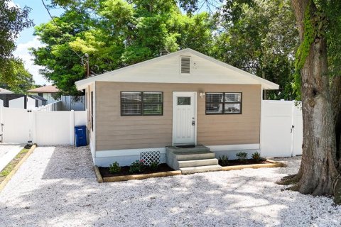 Villa ou maison à vendre à Palmetto, Floride: 3 chambres, 107.02 m2 № 1342896 - photo 2