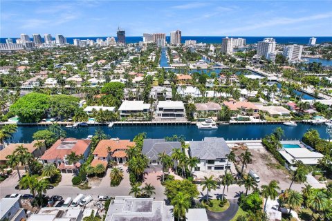 House in Fort Lauderdale, Florida 7 bedrooms, 511.89 sq.m. № 1225401 - photo 3