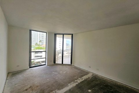 Condominio en venta en Aventura, Florida, 2 dormitorios, 150.69 m2 № 1072407 - foto 12