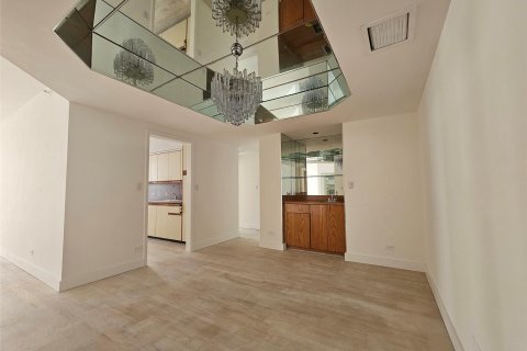 Copropriété à vendre à Aventura, Floride: 2 chambres, 150.69 m2 № 1072407 - photo 16