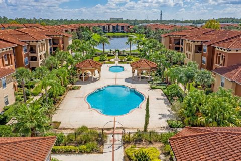 Condominio en venta en Orlando, Florida, 1 dormitorio, 74.23 m2 № 1050645 - foto 1