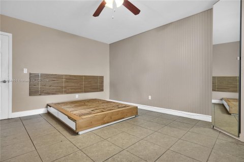 Copropriété à vendre à Miami, Floride: 1 chambre, 55.56 m2 № 1352010 - photo 11