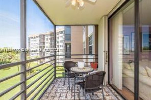 Condominio en venta en Pembroke Pines, Florida, 2 dormitorios, 104.05 m2 № 1058451 - foto 22