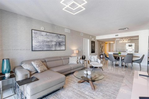 Copropriété à vendre à Sunny Isles Beach, Floride: 2 chambres, 143.16 m2 № 1065340 - photo 16