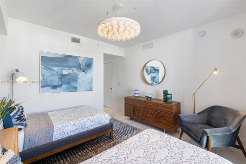 Condo in Sunny Isles Beach, Florida, 2 bedrooms  № 1065340 - photo 27