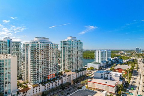 Copropriété à vendre à Sunny Isles Beach, Floride: 2 chambres, 143.16 m2 № 1065340 - photo 3