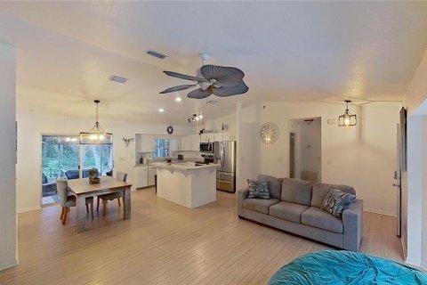 Villa ou maison à vendre à Edgewater, Floride: 3 chambres, 119.38 m2 № 1300903 - photo 7