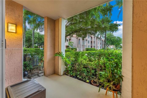 Copropriété à vendre à Miramar, Floride: 2 chambres, 75.9 m2 № 1325965 - photo 16