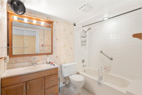 Condo in Coconut Creek, Florida, 1 bedroom  № 1325966 - photo 9