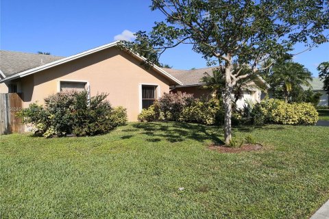 Villa ou maison à vendre à Plantation, Floride: 3 chambres, 210.89 m2 № 1099371 - photo 14