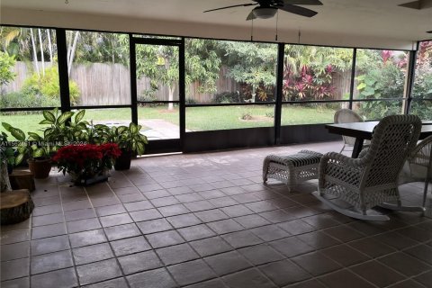 Villa ou maison à vendre à Plantation, Floride: 3 chambres, 210.89 m2 № 1099371 - photo 11