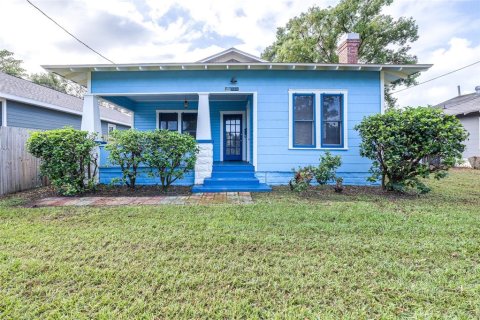 House in Lakeland, Florida 4 bedrooms, 140.28 sq.m. № 1425591 - photo 1