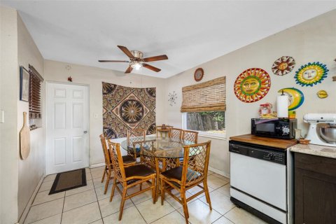 Casa en venta en Largo, Florida, 2 dormitorios, 79.34 m2 № 1342214 - foto 13