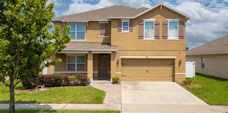 Villa ou maison à Kissimmee, Floride 5 chambres, 248.42 m2 № 1320144