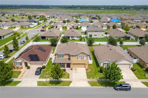 Villa ou maison à vendre à Kissimmee, Floride: 5 chambres, 248.42 m2 № 1320144 - photo 5