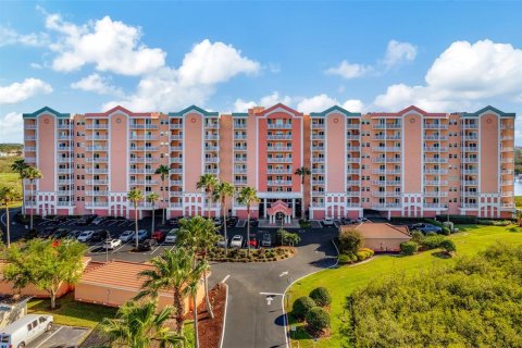 Condominio en venta en New Port Richey, Florida, 2 dormitorios, 119.57 m2 № 1340528 - foto 2