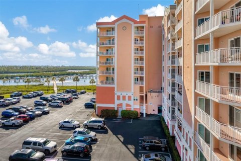 Condominio en venta en New Port Richey, Florida, 2 dormitorios, 119.57 m2 № 1340528 - foto 25